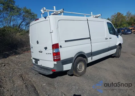 2014 Mercedes-Benz Sprinter 2500 from USA, damaged, VIN WD3PE7DC1E5829869